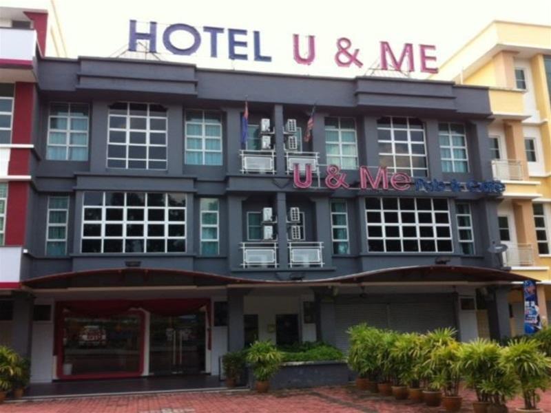 Hotel U And Me Kulai Exteriör bild